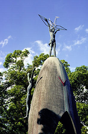 Crane statue in the Hiroshima Memorial Park. Japan.