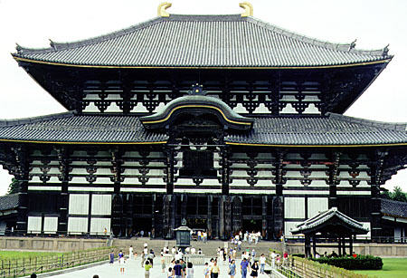 Todai-ji temple, largest wooden building in the world, in Nara. Japan.