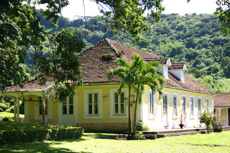 Yellow House beside La Maison du Géreur. Martinique.