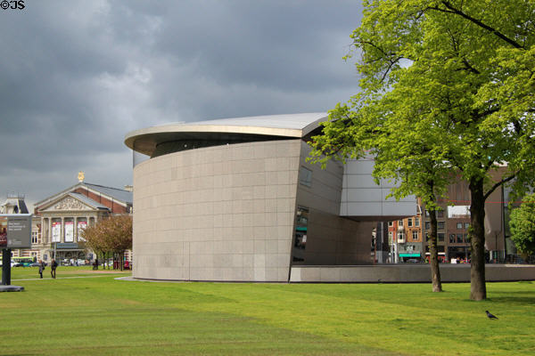 Van Gogh Museum exhibition wing (1999) on Museum Square. Amsterdam, NL. Architect: Kisho Kurokawa.