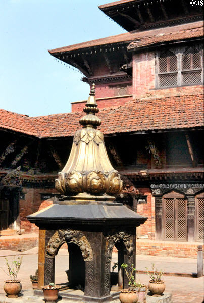 Courtyard in Royal Palace Courtyard, Patan (Lalitpur), Katmandu. Nepal.