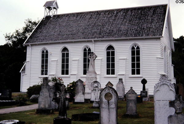 Christ Church (c1835) in Russell is the oldest church in New Zealand.