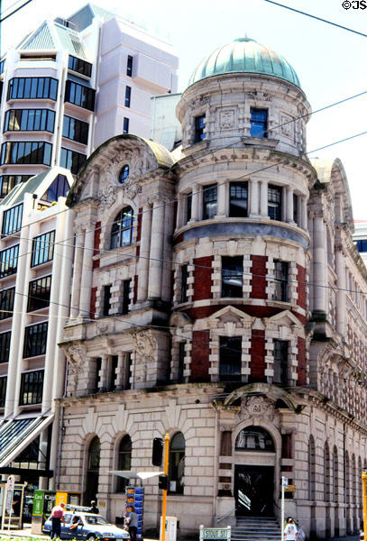 Neo-classical building (1908) integrated with highrise on Lambton Quay. Wellington, New Zealand.
