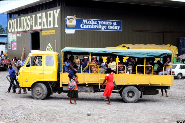 Bus filled with passengers in Kundiawa in the highlands of PNG. Papua New Guinea.