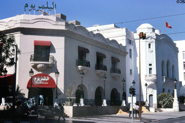 Shopping & crafts center on Ave. Habib Bourguiba. Tunis, Tunisia.