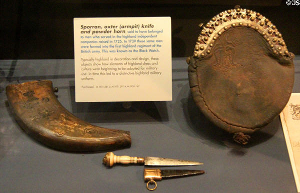 Highland sporran, oxter (armpit) knife & powder horn (c1725) at National War Museum of Scotland. Edinburgh, Scotland.