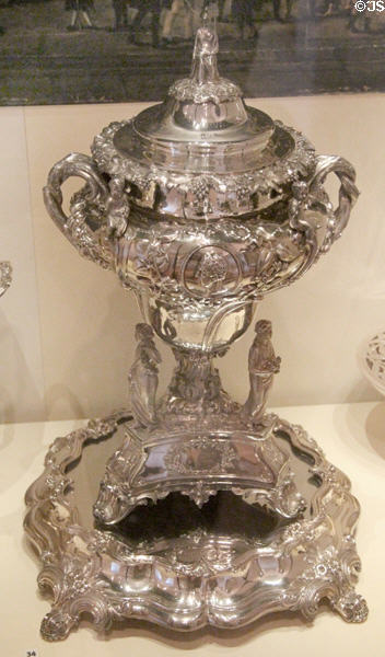 Silver Neill Presentation Cup (1843) by James McNab & made by James Mackay of Mackay, Cunningham & Co. of Edinburgh at National Museum of Scotland. Edinburgh, Scotland.