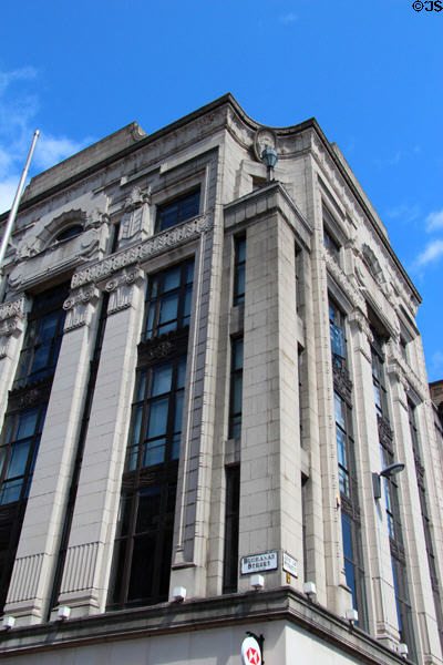 Department store (1929 & 1938) (corner of Buchanan & Argyle St.). Glasgow, Scotland. Architect: Harry Wilson, Leeds then R.I. Pierce & N. Martin.