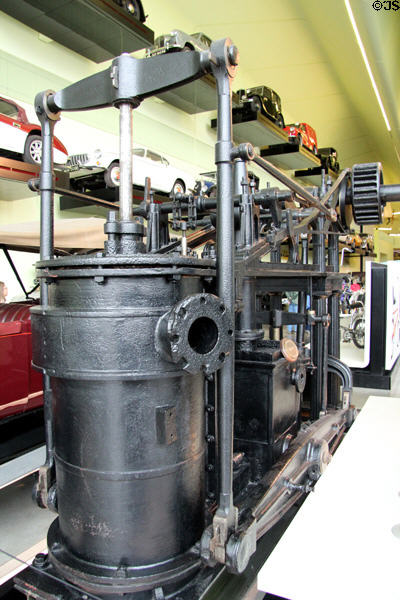 Ship steam engine (1828) at Riverside Museum. Glasgow, Scotland.
