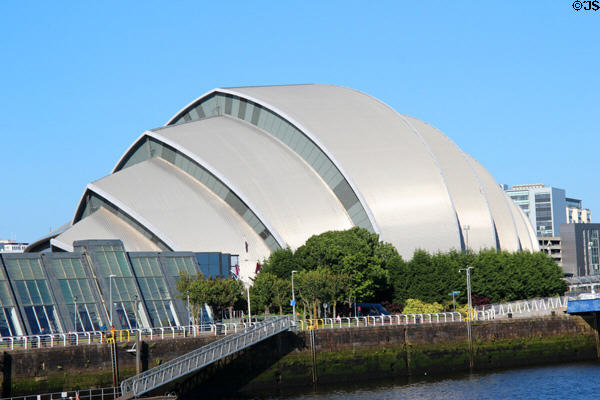 Clyde Auditorium (aka the Armadillo) (2000) on River Clyde. Glasgow, Scotland. Architect: Foster & Partners.