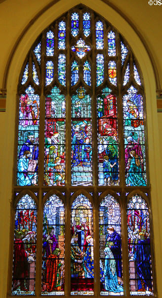Scottish royal marriage stained glass window in Dunfermline New Abbey Church. Dunfermline, Scotland.