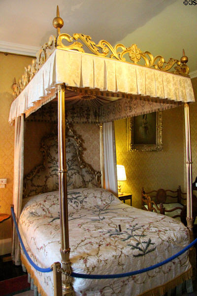 Queen Mother's bedroom with crewel work cover (1993) by Philippa Turnbull at Glamis Castle. Angus, Scotland.