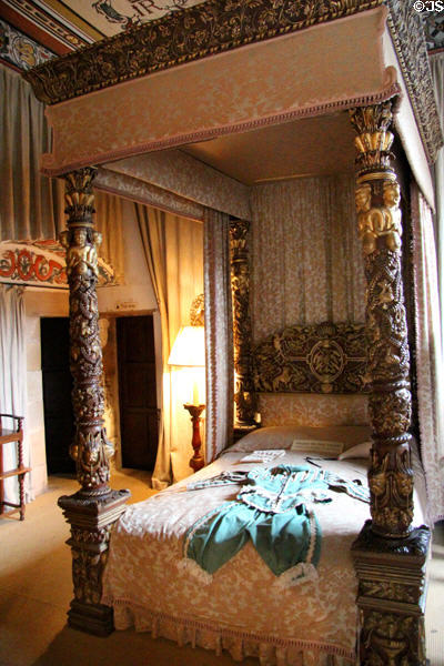 King's bedchamber with Golden Bed of Brahan (c early 1600s) at Falkland Palace. Falkland, Scotland.