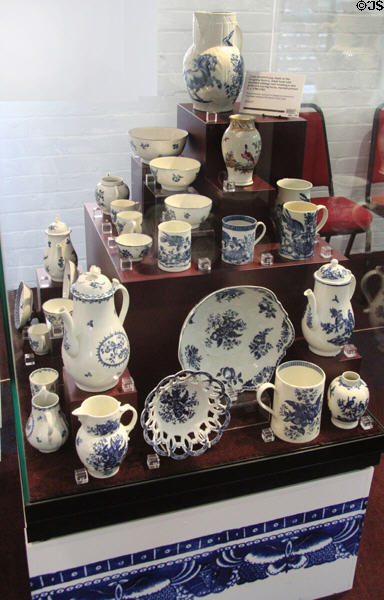 Caughley soft paste porcelain transfer printed with cobalt blue (1776-99) at Coalport China Museum. Ironbridge, England.