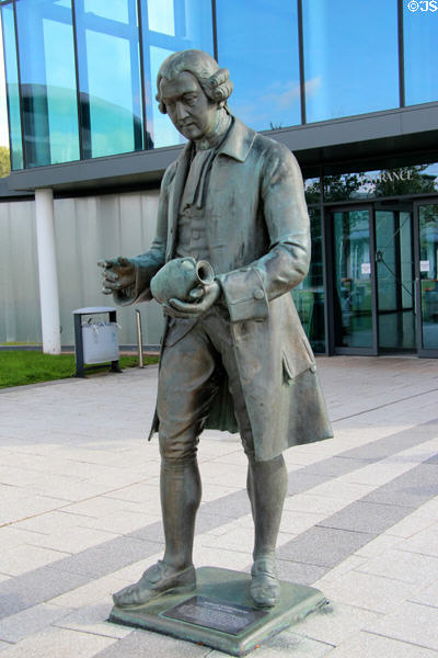 Josiah Wedgwood statue in front of Wedgwood factory. Barlaston, Stoke, England.