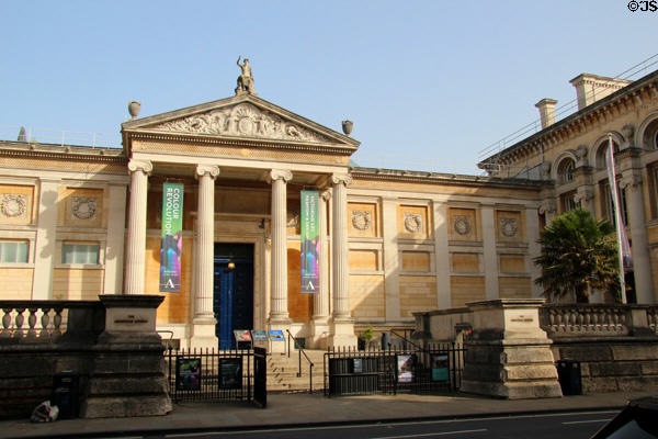 Main entrance to Ashmolean Museum (1841-5). Oxford, England. Style: Neoclassical. Architect: Charles Cockerell.