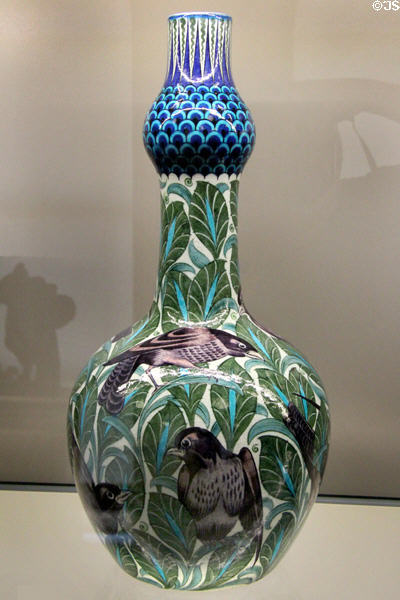 Blackbird earthenware bottle (1888-1897) by William De Morgan & decorated by Joe Juster of Sands End Pottery of Fulham at Ashmolean Museum. Oxford, England.