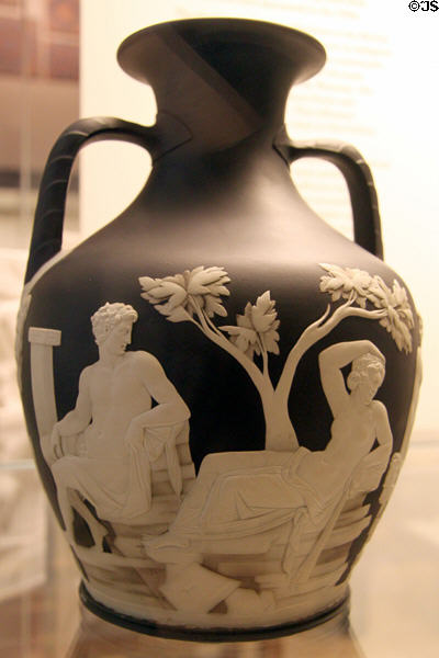 Black jasperware copy of Portland vase (c1790) by Josiah Wedgwood & Sons after Roman glass cameo glass once owned by Duchess of Portland at British Museum. London, United Kingdom.