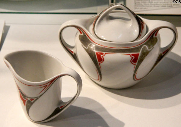 Porcelain milk jug & sugar bowl (1902-3) by Maurice Dufrène & made in Limoges, France at British Museum. London, United Kingdom.