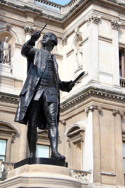 Sir Joshua Reynolds (1723-92) first president at Royal Academy of Arts sculpture by Alfred Drury RA at Courtyard of Burlington House. London, United Kingdom.