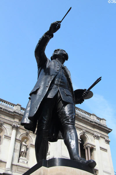 Sir Joshua Reynolds (1723-92) first president at Royal Academy of Arts sculpture by Alfred Drury RA at Courtyard of Burlington House. London, United Kingdom.