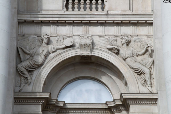 Entry arch of Tate Gallery Britain (1897). London, United Kingdom.