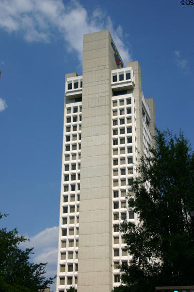 Bank of America Plaza (1970) (200 West Capitol Ave.) (23 floors). Little Rock, AR. Architect: Erhart Eichenbaum Rauch & Blass.