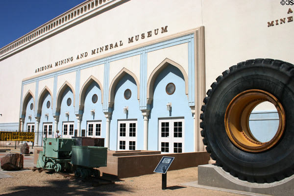 Arizona Mining & Mineral Museum in converted El Zaribah Shrine Auditorium (1921) (1502 W. Washington St.). Phoenix, AZ. Architect: Lescher & Mahoney. On National Register.