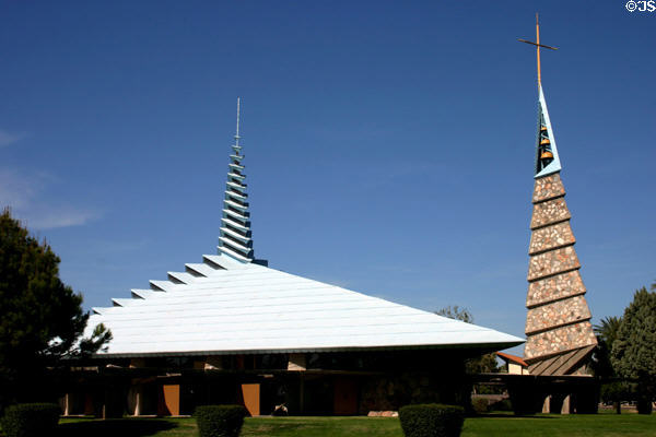 First Christian Church (1974) (6500 N 7th Av). Phoenix, AZ. Architect: Frank Lloyd Wright foundation.