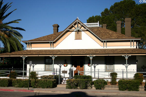 Kruttschitte House (1886), now El Presidio Inn (297 N. Main Ave.). Tucson, AZ. Style: Sonoran & Victorian house.