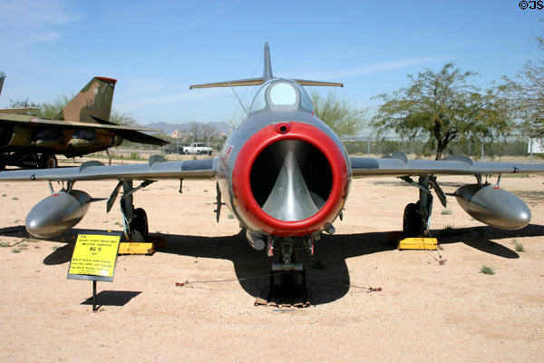 MiG 15 (Mikoyan Gurevich) (1947), Pima Air & Space Museum. Tucson, AZ.