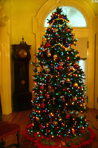 Christmas tree in California Governor's Mansion. Sacramento, CA.