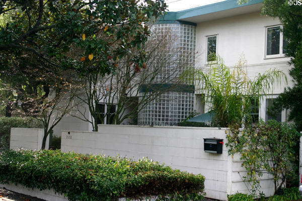 Mendenhall House (1937) (1570 Emmerson St.). Palo Alto, CA. Style: Moderne.