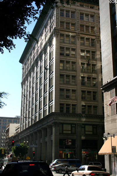 I.N. Van Nuys Building (1910-1) (11 floors) (210 West 7th St.). Los Angeles, CA. Style: Beaux Art. Architect: Morgan & Walls.