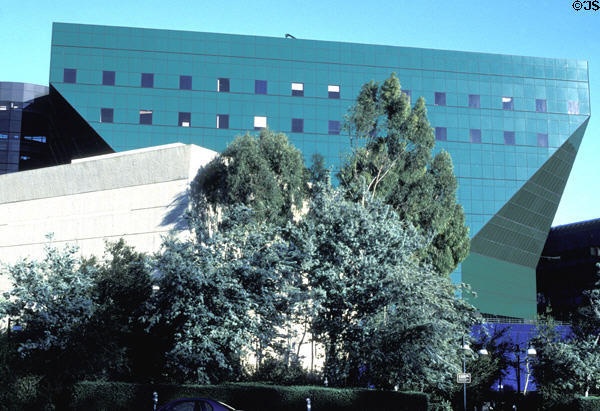 Pacific Design Center Green building (1988). Beverly Hills, CA. Architect: Cesar Pelli.