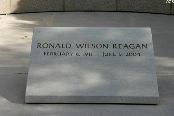 Tombstone of Ronald Reagan (Feb. 6, 1911- June 5, 2004) at Reagan Museum. Simi Valley, CA.