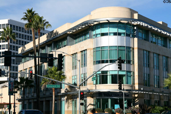 Wachovia Bank Beverly Hills (9355 Wilshire Blvd.). Beverly Hills, CA.