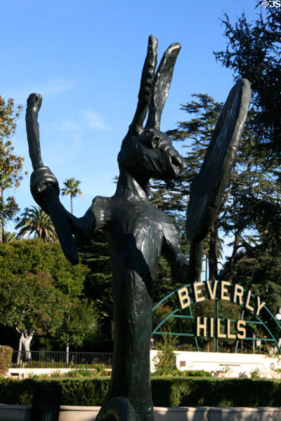 Stylized rabbit sculpture The Drummer (1989) by Barry Flanagan in Beverly Gardens Park on Santa Monica Blvd. Beverly Hills, CA.