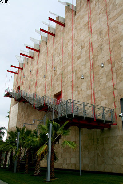 Broad Contemporary Art Museum (2008) on LACMA campus. Los Angeles, CA. Architect: Renzo Piano.