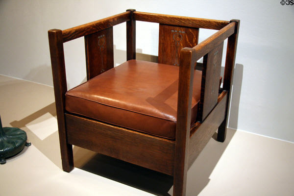 Armchair (1903) by Harvey Ellis from Gustav Stickley's Craftsman Workshops of Eastwood, NY at LACMA. Los Angeles, CA.
