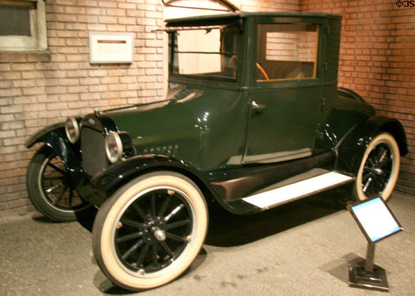 Chevrolet series 490 Coupe (1922) at Petersen Automotive Museum. Los Angeles, CA.