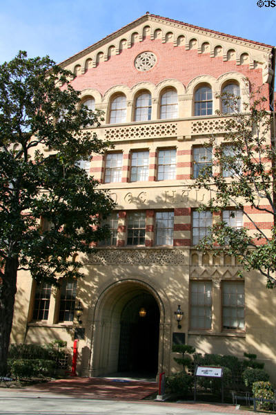 Science Hall (1928) (3651 Trousdale Pkwy.) at USC. Los Angeles, CA. Architect: John Parkinson & Donald B. Parkinson.