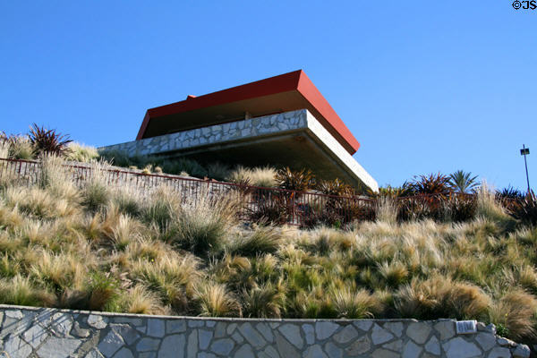 Lombardi House (1965) 804 Gatos Place. Rancho Palos Verdes, CA. Architect: Lloyd Wright.