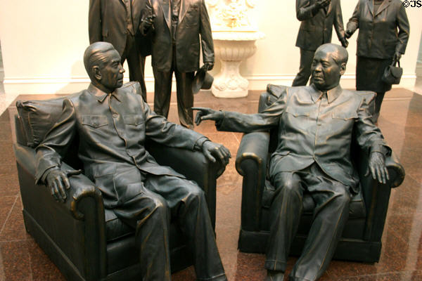 Statues of Chou En-lai & Mao Tse-tung (Mao Zedong), two Chinese leaders who Nixon met with before the U.S. recognized China by Ivan & Elliot Schwarz at Nixon Library. Yorba Linda, CA.