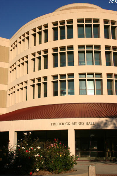 Frederick Reines Hall at UC Irvine. Irvine, CA.