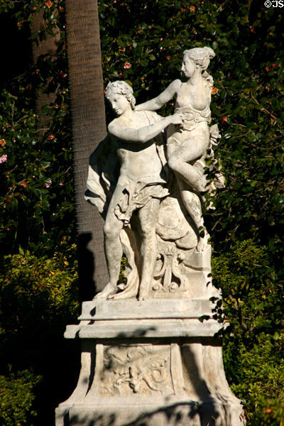 Sculptures of romantic couple at Henry E. Huntington Gallery. San Marino, CA.