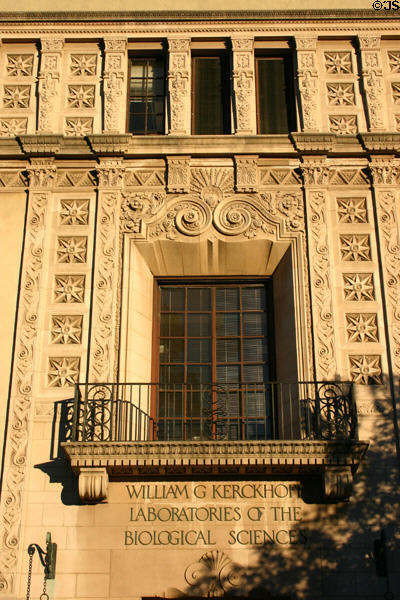 Kerckhoff Lab at Cal Tech (1917). Pasadena, CA. Architect: Bertram Grosvenor Goodhue.