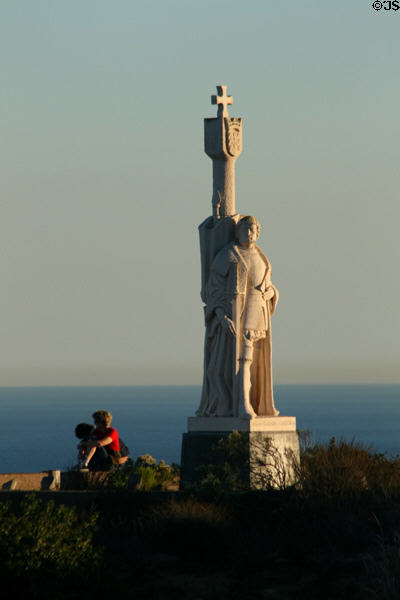 Cabrillo Monument overlooks sea at sunset. San Diego, CA.