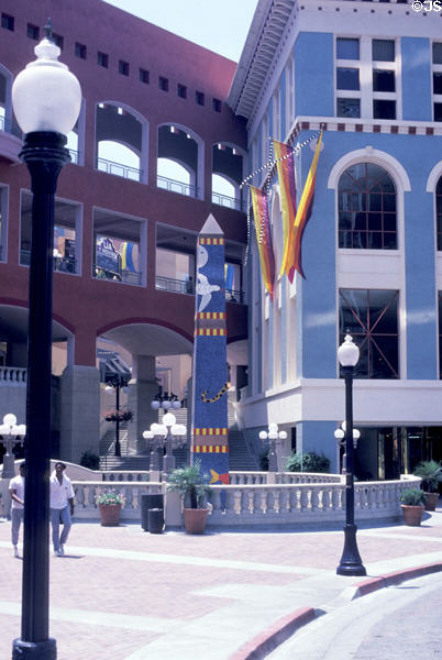 Horton Plaza (1985) (Broadway at 4th Ave.). San Diego, CA. Style: Postmodern. Architect: Jon Jerde.