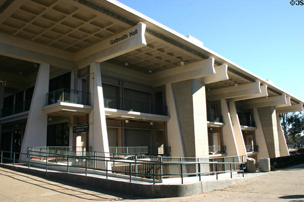 Galbraith Hall (1965) at Revelle College UCSD. La Jolla, CA. Architect: Deems Martin.